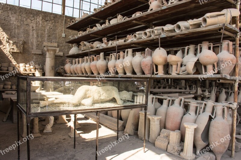 Pompeii Pompei Plaster Casts Excavation Volcanic Eruption