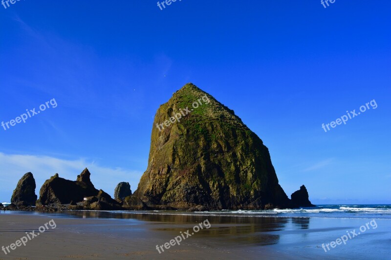 Rock Cannon Beach Oregon Ocean Pacific