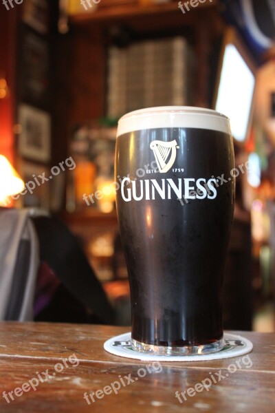 Guinness Beer Ireland Pint Glass