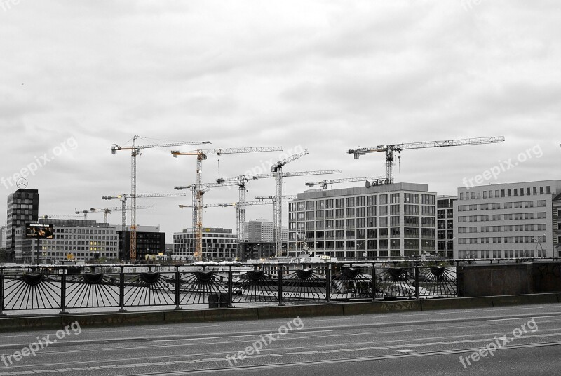 Berlin Oberbaumbrücke Cranes Spree Construction Cranes