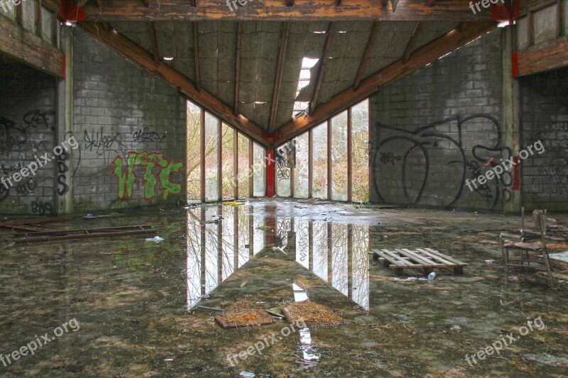 Urbex Abandoned Barracks Reflection Abandonment Free Photos