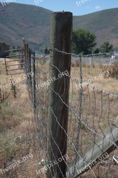 Fence West Western Cowboy Farm