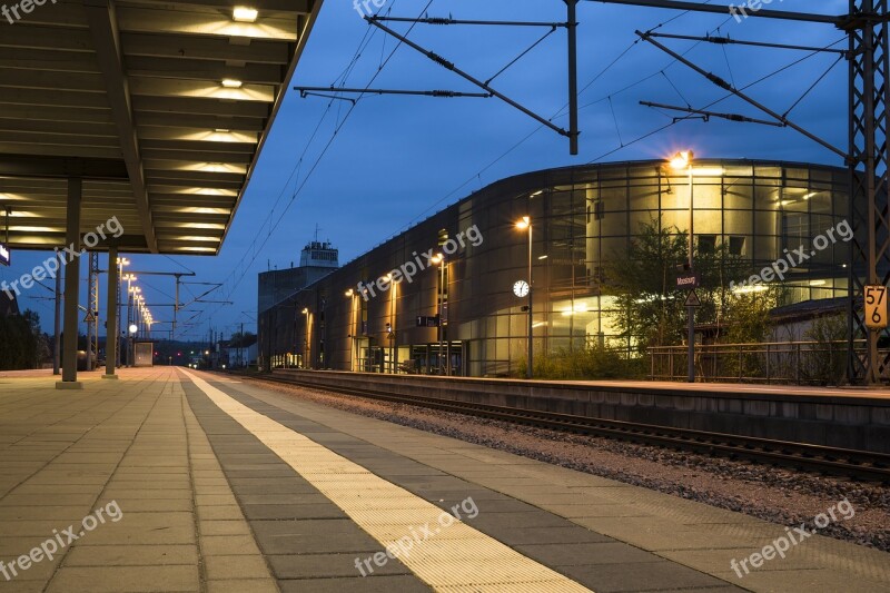 Railway Station Morning Clock Clock Face Gleise