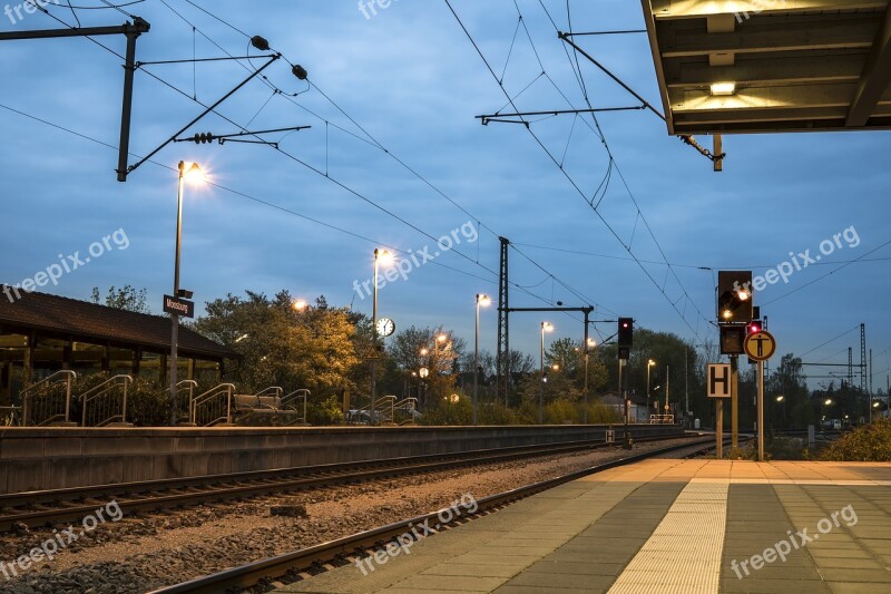 Railway Station Morning Clock Clock Face Gleise