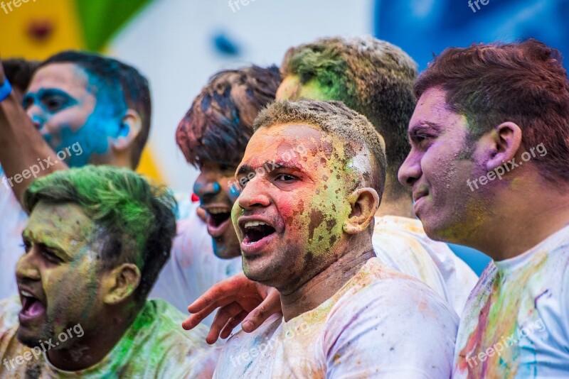 India Festival Of Colors Dongguan Kids Dusting