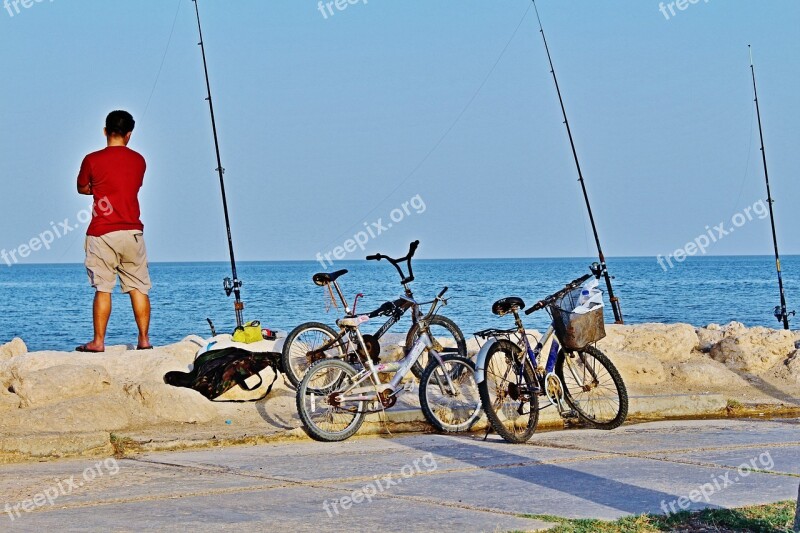 Khobar Fishing Cycle Alone Saudi