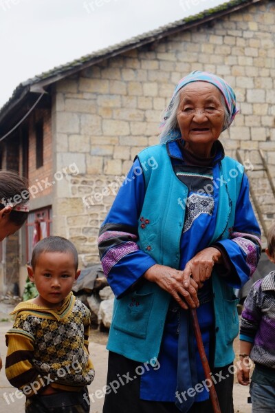 The Yi People The Old Man Qujing Free Photos