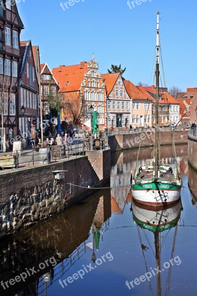 Building Architecture Mirroring Gable Boat