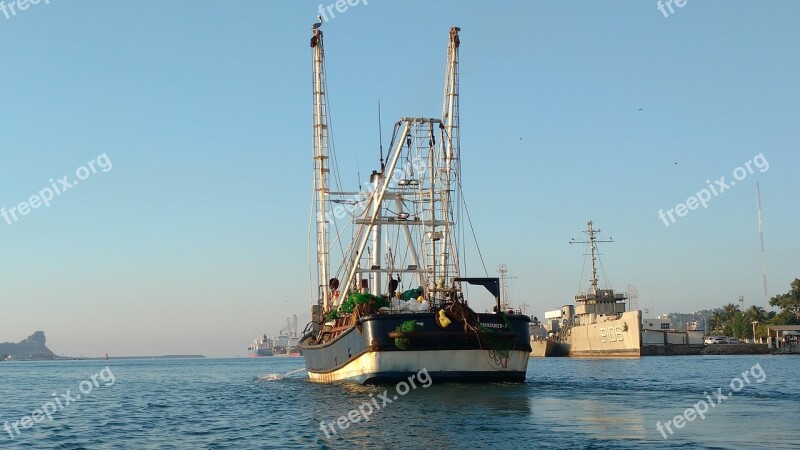 Shrimp Boat Fishing Boat Fishing Vessel Free Photos