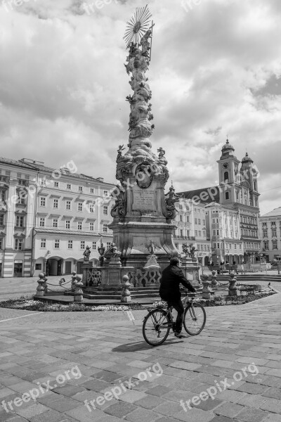 Holy Trinity Column Linz City Destination Austria