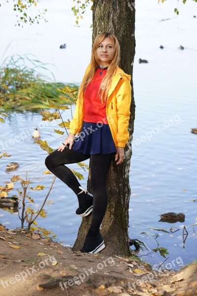 Duck Autumn Pond Girl Woman Pond