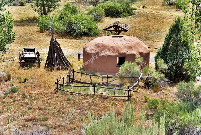 Hogan Wagon Old West Salmon Ruins Heritage