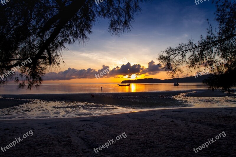 Morning Sun Rushes Sky Water