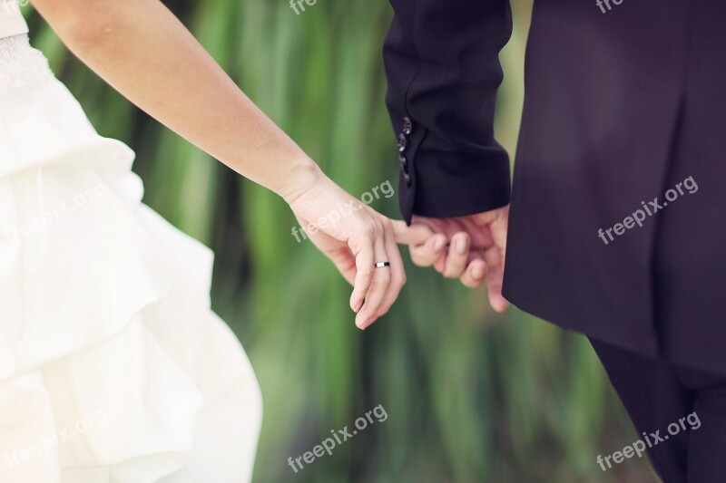 Getting Married Ring Hold Hands Free Photos