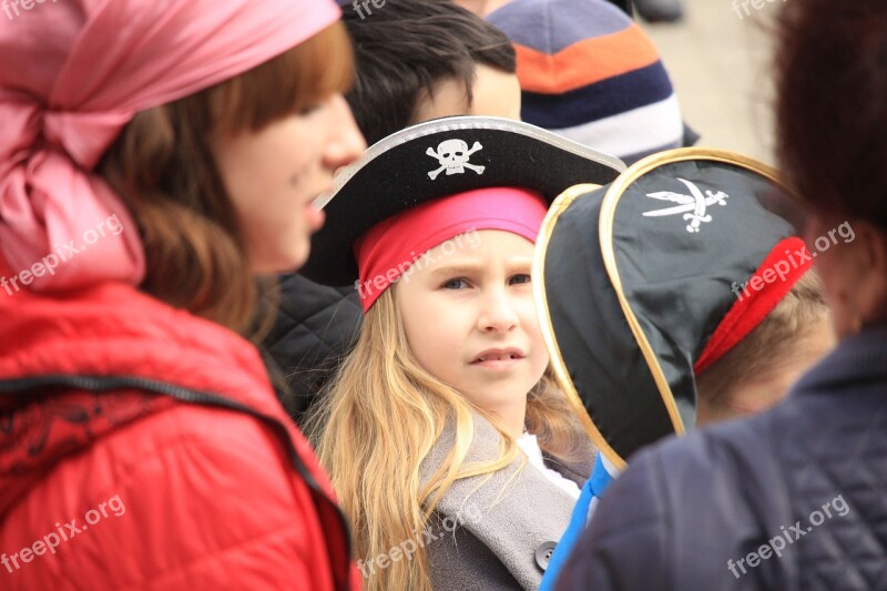 Pirate Scool Peeple Free Photos