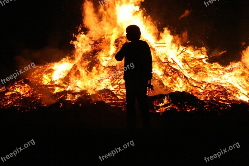 Easter Fire Fire Flame Easter Campfire