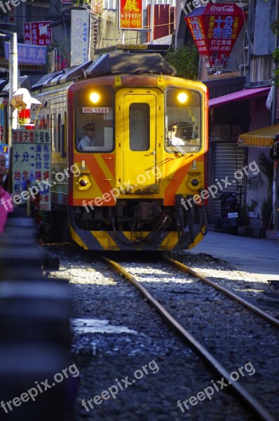 Street Photography Rail Train Free Photos