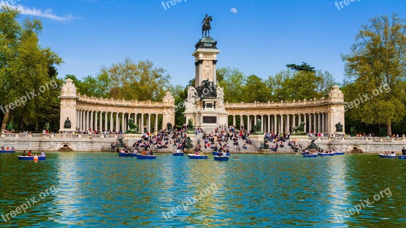 Madrid Removal Park Pond Europe