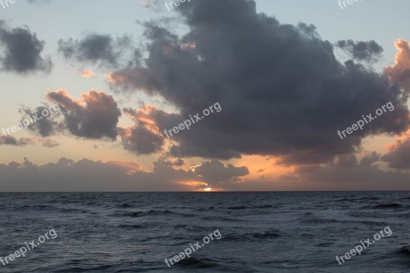 New Zealand Cloud Sunset Greymouth South Island