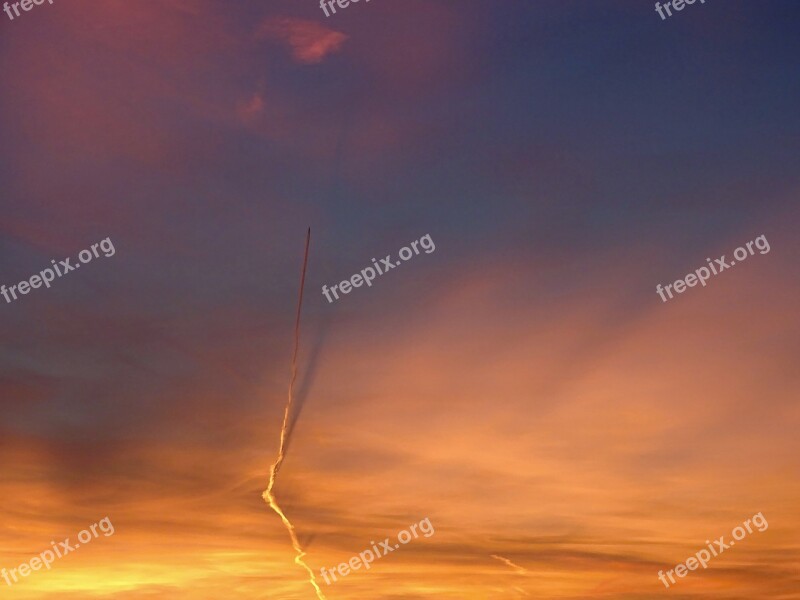 Evening Sky Aircraft Contrail Shadow Flyer