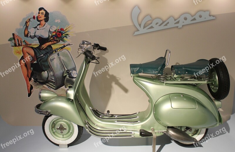 Vespa Roller Vehicle Old Green