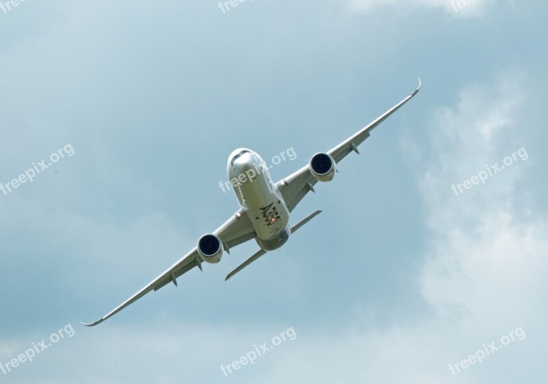 Airbus A350 Passenger Aircraft Overflight Demo Flight