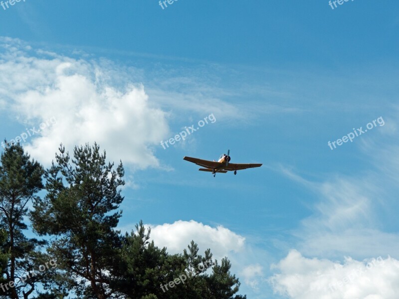 Z37 Coach Aircraft Overflight Flyer