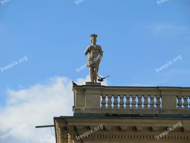 Sculpture Monument The Palace Free Photos