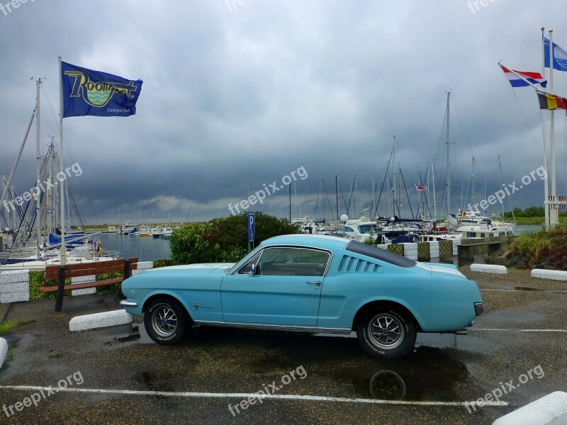 Oldtimer Ford Mustang Port Zeeland Room Pott