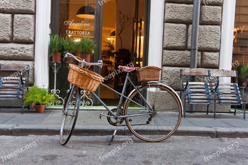 Bike Wheel Dutch Retro Bicycle Basket