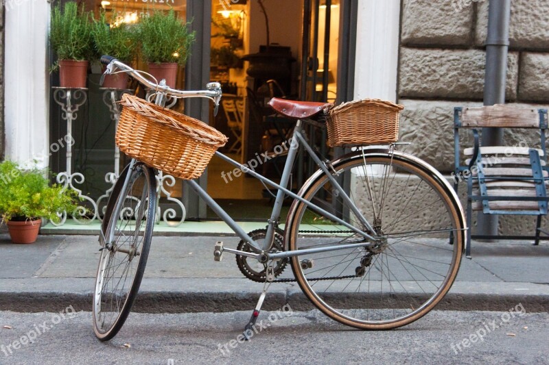 Bike Wheel Dutch Retro Bicycle Basket