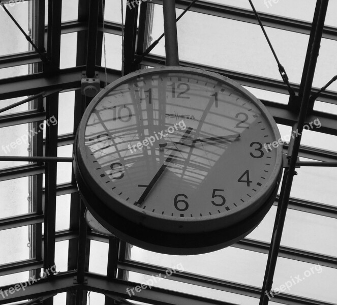 Clock Black And White Time Hours Pointer