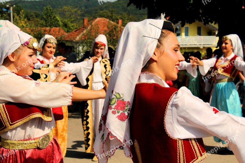 Tradition Dance Woman Dress Girl