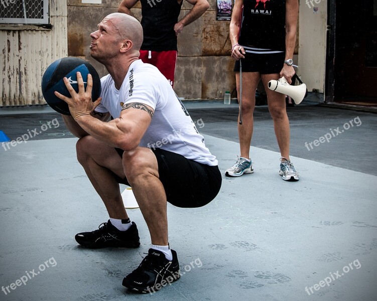 Wall Ball Crossfit Grunge Personal Trainer Fitness