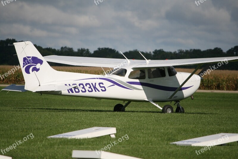 Airplane Cessna Private Wing Pilot