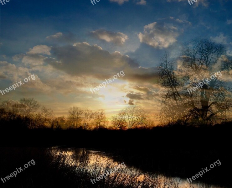 Water Reflections Sunlight Sunset Dramatic Scenic