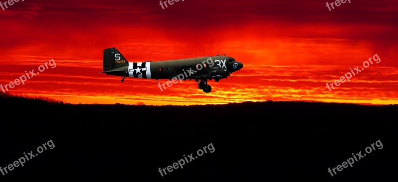 Sunset Aircraft Bomber Landing Sky