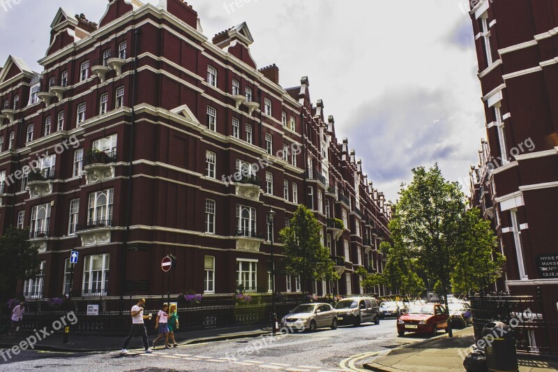 London Buildings Tree Beautiful Moody