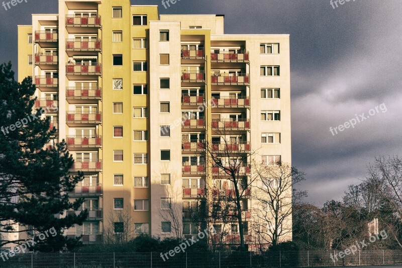 Rüsselsheim Germany Building Architecture Residence Block Of Flats