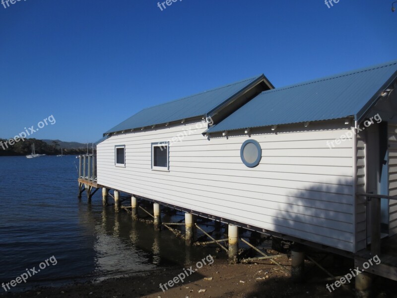 Boathouse Waterfront Water Building Bay