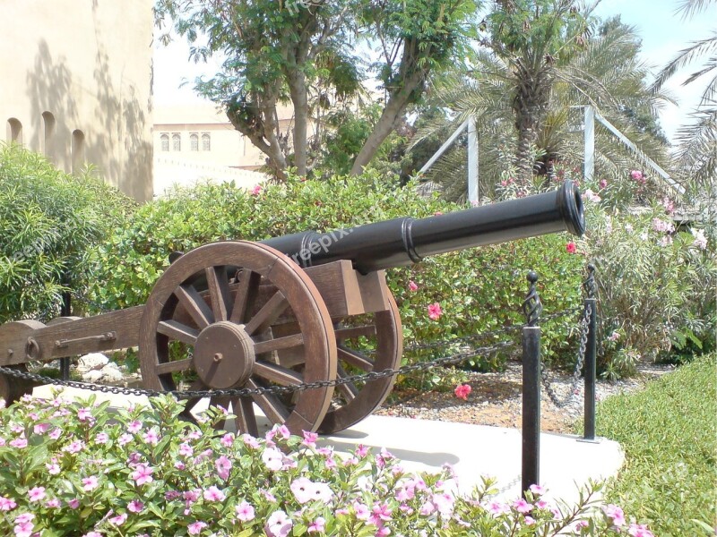 Gun Dubai War Battle History