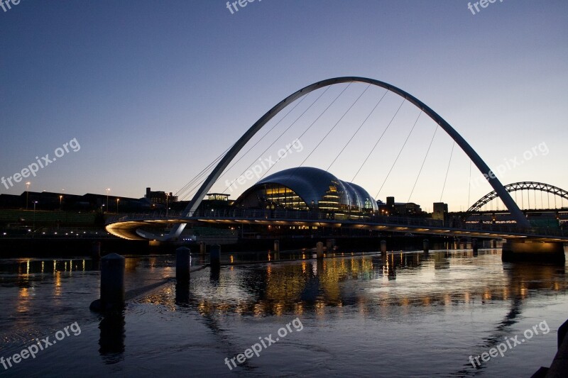 Evening Newcastle Upon Tyne Newcastle Quayside River Tyne Tyne Bridge