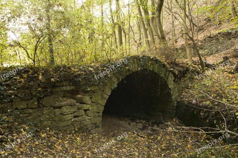 Tunnel Forest Trail Lahnstein Ruppertsklamm