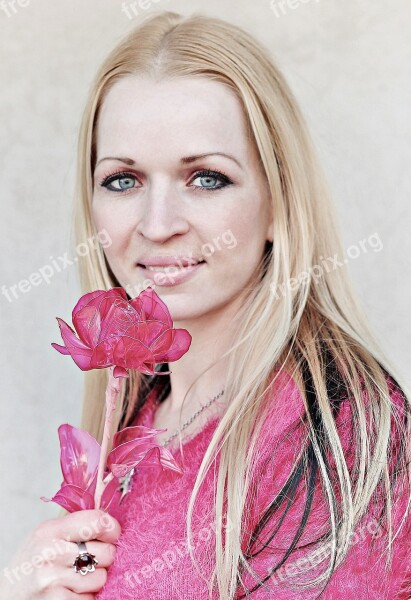 Blonde Woman Facial Smile Portrait Blue Eye