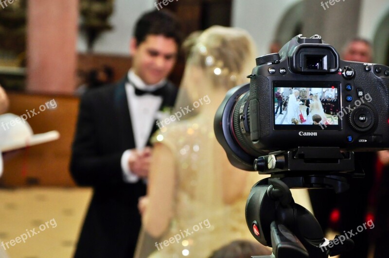 Backstage Blur Wedding Day Boyfriend Camera