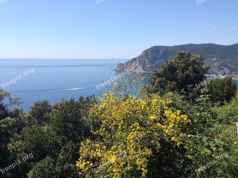 Sea Cinqueterre Liguria Italy Mountain