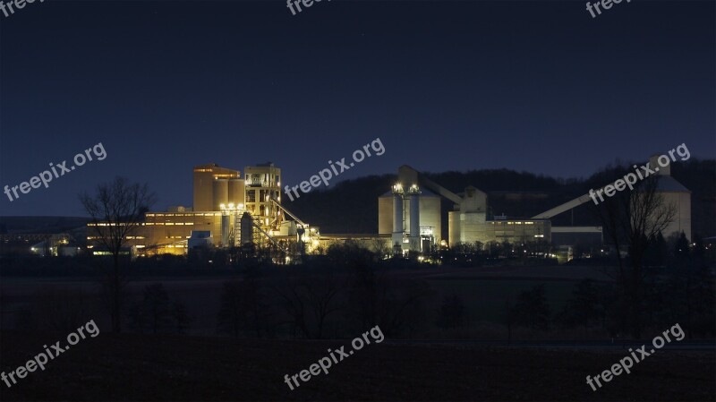 Göllheim At Night Dyckerhoff Concrete Factory