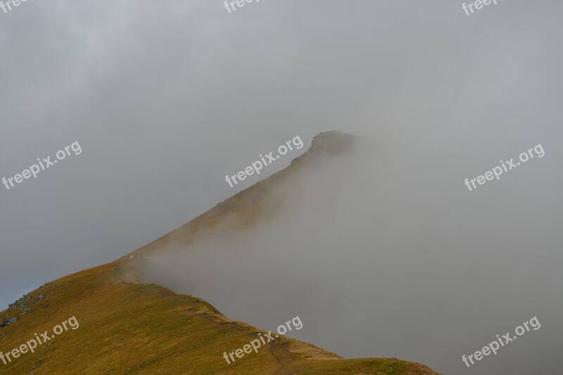 Mountain Highlands Low Cloud Peak Hill