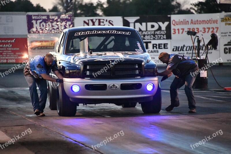 Diesel Drag Racing Truck Team