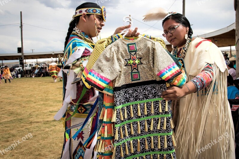 Pow Wow Arapaho Indian American Native Dress